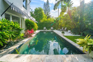 2729 N Bay Rd Miami Beach, FL 33140 - MLS#A11926266