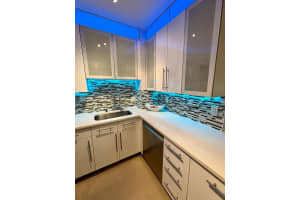 7441 Wayne Ave Apt 1r, Miami Beach, FL 33141, - MLS#A11926268