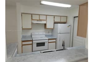 2420 Nw 33rd St 1011 Oakland Park, FL 33309 - MLS#A11926299