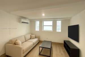 817 Tyler St #9, Hollywood, FL 33019, - MLS#A11926306