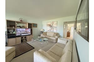 90 Easthampton D 90, West Palm Beach