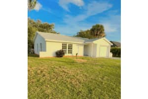 356 18th Ave Vero Beach, FL 32962 - MLS#A11926339
