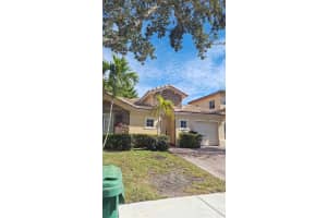 22507 SW 94th Path, Cutler Bay, FL 33190, - MLS#A11926384
