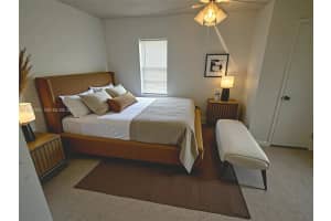 815 Foster Rd 1-2 Hallandale Beach, FL 33009 - MLS#A11926392