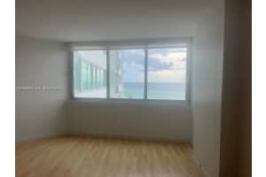 7135 Collins Ave APT 512, Miami Beach, FL 33141, - MLS#A11926403