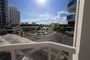Blue Diamond Tower, 4779 Collins Ave APT 504, Miami Beach, FL 33140, - MLS#A11926404
