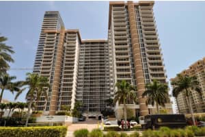2030 S Ocean Dr 1504, Hallandale Beach