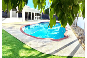 19340 NE 18th Ct, Miami, FL 33179, - MLS#A11926448