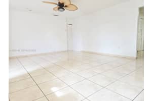 11471 Sw 5th Ter Sweetwater, FL 33174 - MLS#A11926454