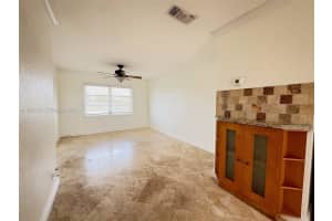 422 Lakeside Dr APT 239, Margate, FL 33063, - MLS#A11926455