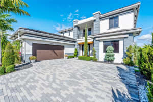 10915 Moore Dr, Parkland 10915 Moore Dr, Parkland