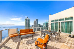 1155 Brickell Bay Dr Ph303 Miami, FL 33131 - MLS#A11926480