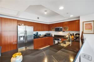 14951 Royal Oaks Ln 401 North Miami, FL 33181 - MLS#A11926484