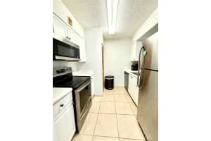 1341 SE 3rd Ave APT 102, Dania Beach, FL 33004, - MLS#A11926512