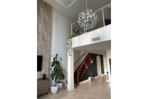 Avenue on Brickell, 1050 Brickell Ave APT 410, Miami, FL 33131, - MLS#A11926519