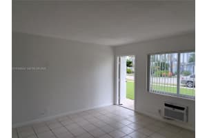 MLS# A11926523, Hollywood, Florida 33020