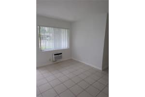 MLS# A11926523, Hollywood, Florida 33020