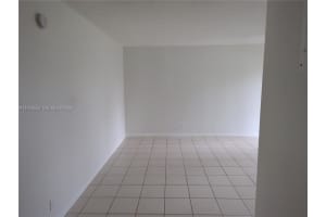 MLS# A11926523, Hollywood, Florida 33020