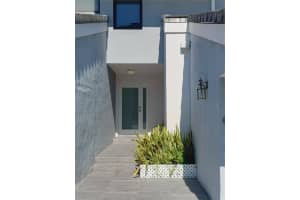 255 Poinciana Island Dr #605, Sunny Isles Beach, FL 33160, - MLS#A11926539