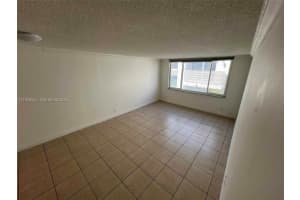 3257 NE 13th St #302, Pompano Beach, FL 33062, - MLS#A11926542