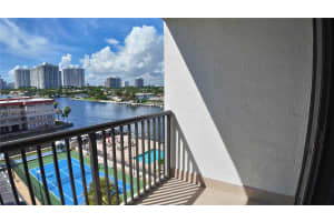 2017 S Ocean Dr APT 706, Hallandale Beach, FL 33009, - MLS#A11926553