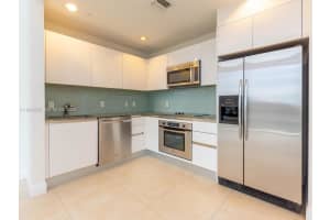 Avenue on Brickell, 1050 Brickell Ave APT 606, Miami, FL 33131, - MLS#A11926556