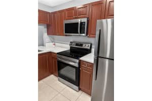 10313 NW 8th St #205, Pembroke Pines, FL 33026, - MLS#A11926564