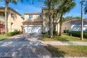 7665 Nw 19th Ct Pembroke Pines, FL 33024 - MLS#A11926575