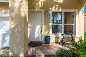 7665 Nw 19th Ct Pembroke Pines, FL 33024 - MLS#A11926575