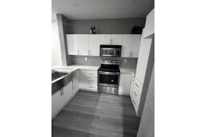 7100 NW 177th St APT 100, Hialeah, FL 33015, - MLS#A11926579