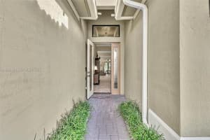 9172 E Leon Cir E Parkland, FL 33076 - MLS#A11926680