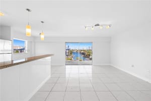 16508 NE 26th Ave APT 601, North Miami Beach, FL 33160, - MLS#A11926697