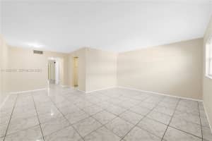 16215 NE 18th Ct APT 212, North Miami Beach, FL 33162, - MLS#A11926704