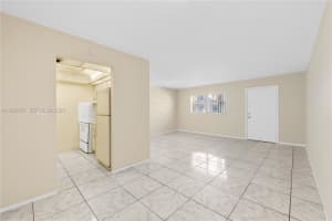 16215 NE 18th Ct APT 212, North Miami Beach, FL 33162, - MLS#A11926704