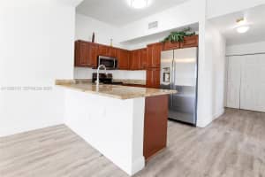 3340 Palomino Dr Apt 211-2, Hollywood, FL 33024, - MLS#A11926713