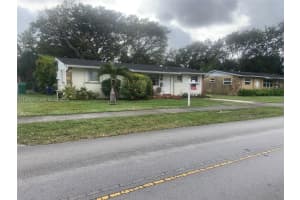 1420 North Dr Miami, FL 33179 - MLS#A11926757