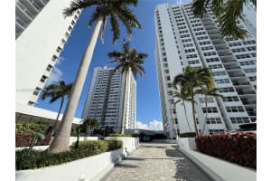1890 S Ocean Dr APT 1907, Hallandale Beach, FL 33009, - MLS#A11926766