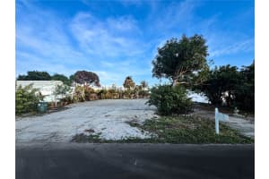 2700 Ne 2nd Ave Boca Raton, FL 33431 Sold 12/31/25