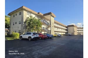 5181 W Oakland Park Blvd 102, Lauderdale Lakes