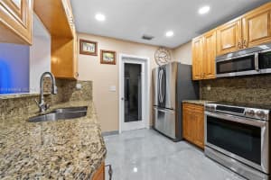 6707 Nw 71st St Tamarac, FL 33321 - MLS#A11926848