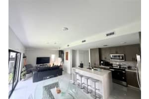 1327 NW 2nd Ln #1327, Florida City, FL 33034, - MLS#A11926976