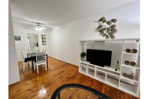 644 Meridian Ave APT 10, Miami Beach, FL 33139, - MLS#A11926988