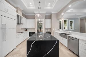 6890 SW 94th St, Miami, FL 33156, - MLS#A11927028