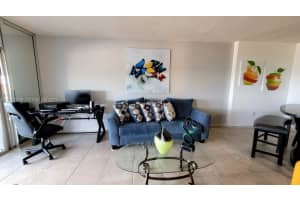 4001 Hillcrest Dr 705 Hollywood, FL 33021 - MLS#A11927038