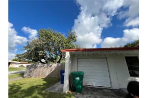 10011 Sw 162nd St Miami, FL 33157 - MLS#A11927041