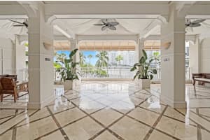 701 Brickell Key Boulevard, Miami, FL 33131 - MLS#A11927046