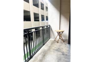 540 Brickell Key Dr APT 214, Miami, FL 33131, - MLS#A11927079