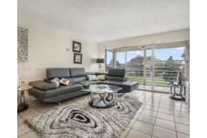 8320 Sands Point Blvd M301 Tamarac, FL 33321 - MLS#A11927081