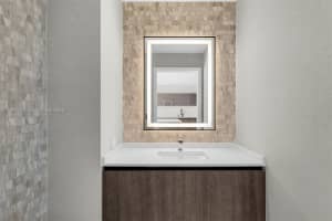 88 SW 7th St Apt 3907, Miami, FL 33130, - MLS#A11927109