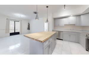 220 SW 8th Ave #1-2, Hallandale Beach, FL 33009, - MLS#A11927160